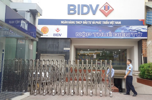 Thi công công trình công xếp cho ngân hàng BIDV